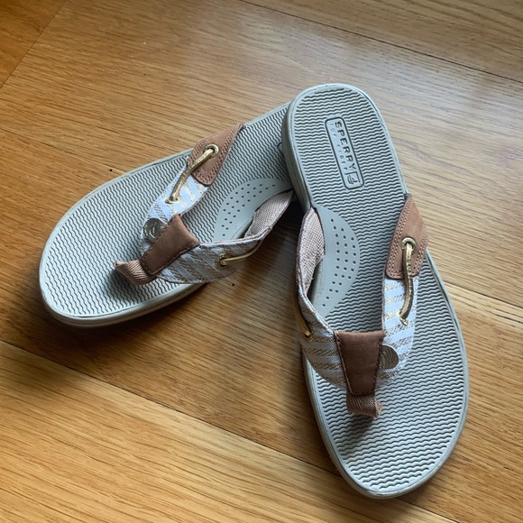 Sperry Top-Sider Seafish Marine Stripe Thong Sandal Women’s size 7 - Picture 1 of 5